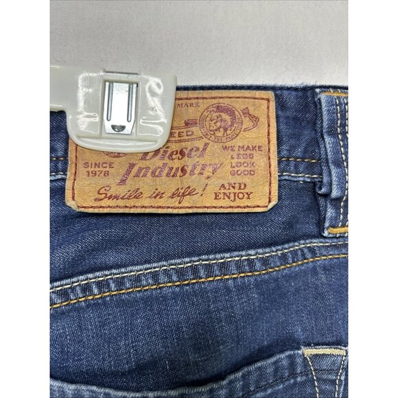 Diesel Jeans Larkee Straight Button Fly Blue Men's 29 X 32 Dark Wash Denim - Picture 11 of 16